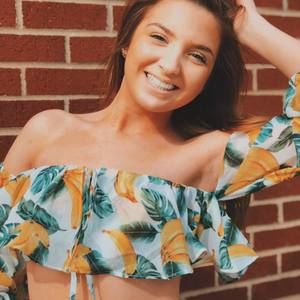 Meet your Posher, Isabella